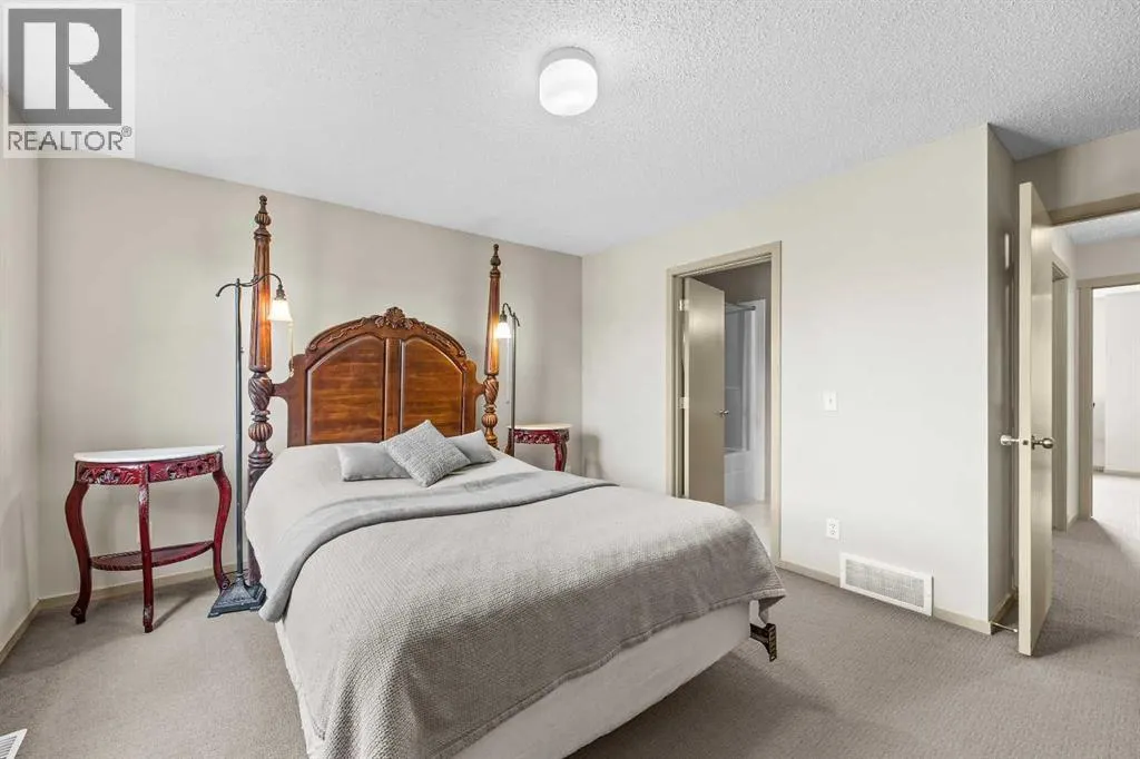 280 Copperstone Cove SE