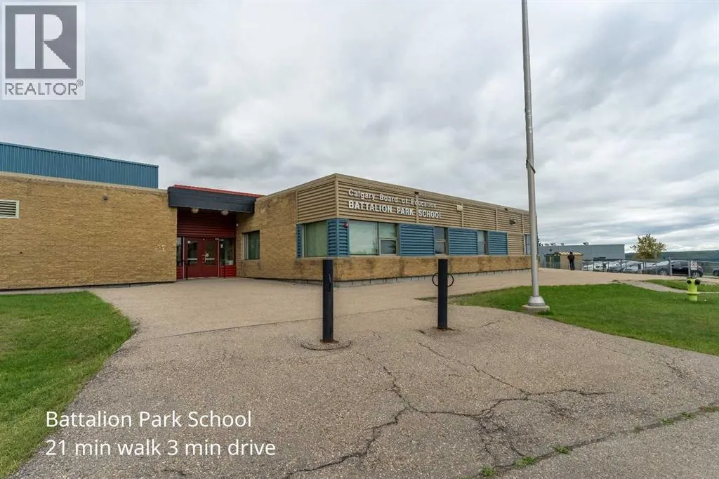 2108, 7451 Springbank Boulevard SW