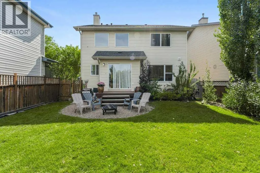 393 Inverness Park SE