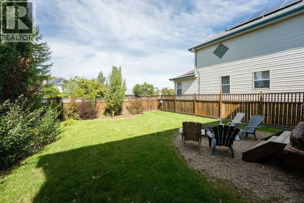 393 Inverness Park SE