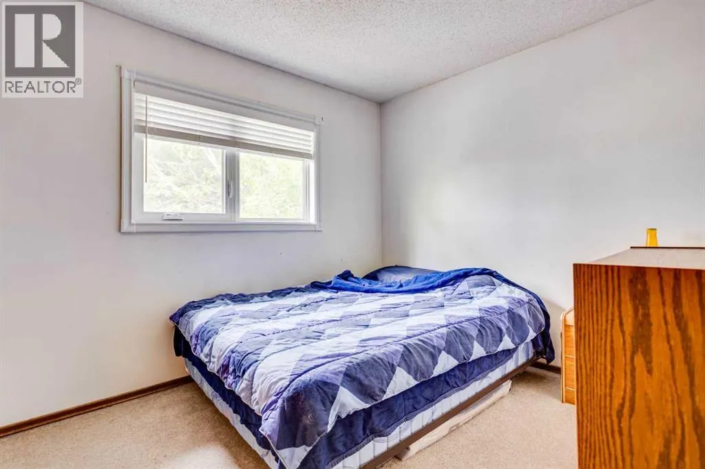 253 Gladstone Bay