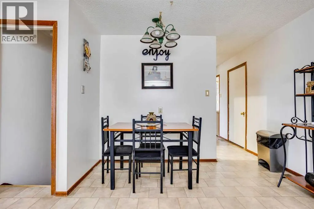 253 Gladstone Bay