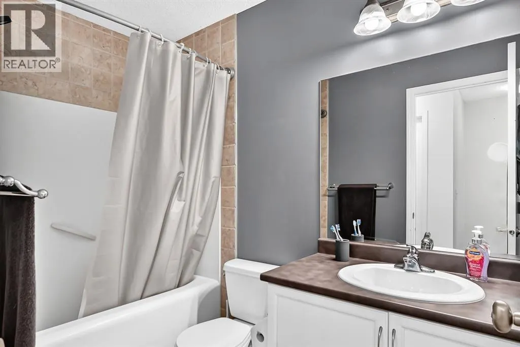 3190 New Brighton Gardens SE