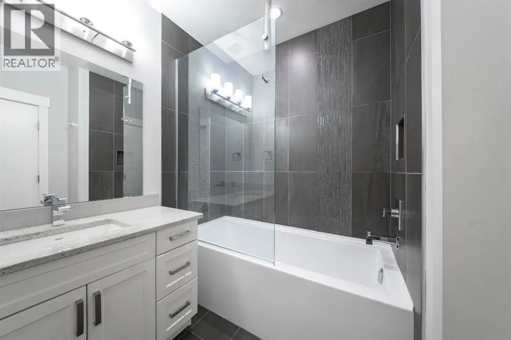 113 Olson Place