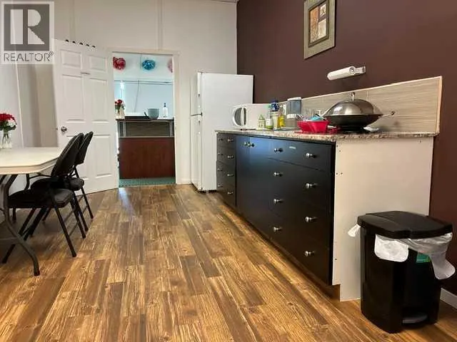 604 Cassils Road W