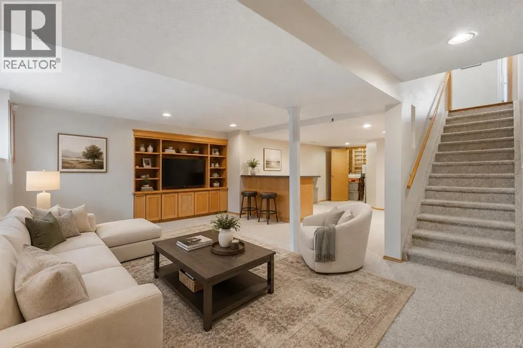 136 Harvest Hills Drive NE
