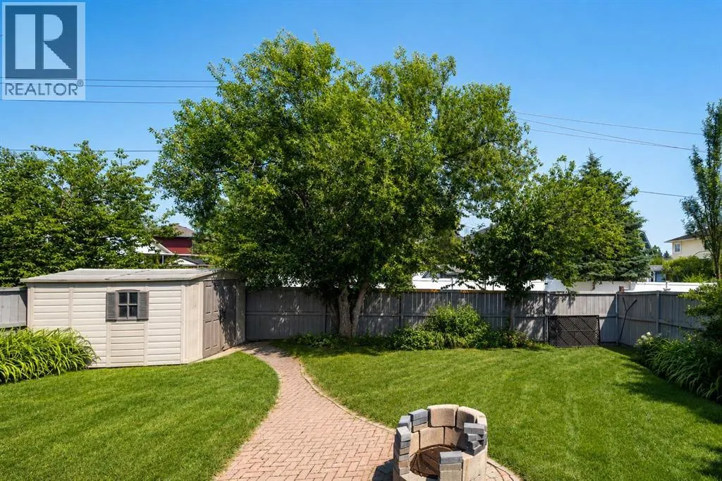 136 Harvest Hills Drive NE