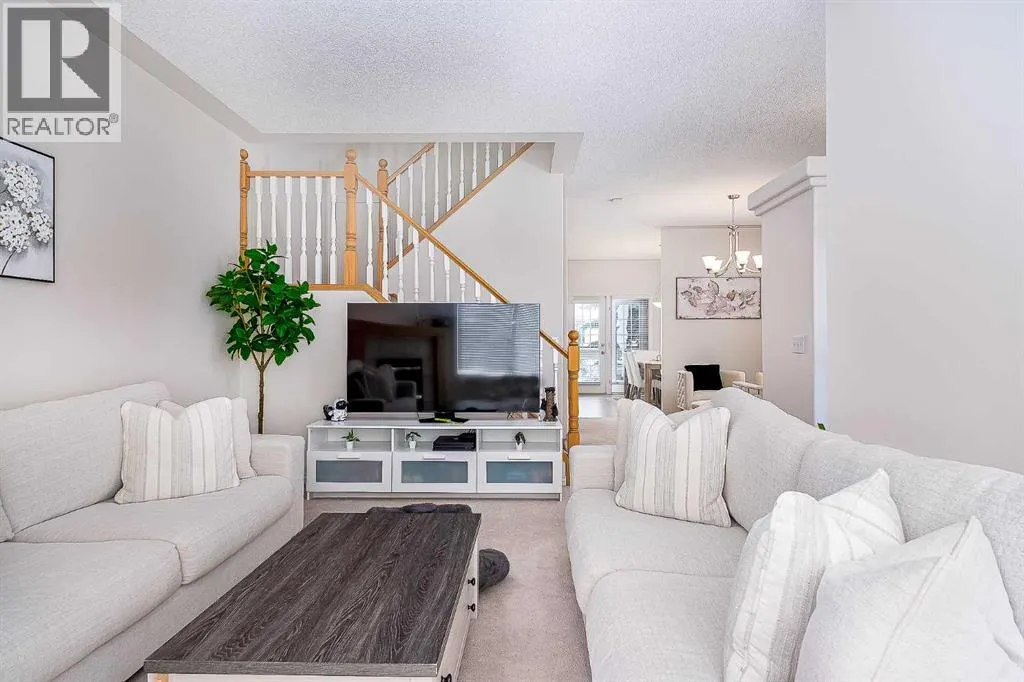 81 Sierra Morena Landing SW