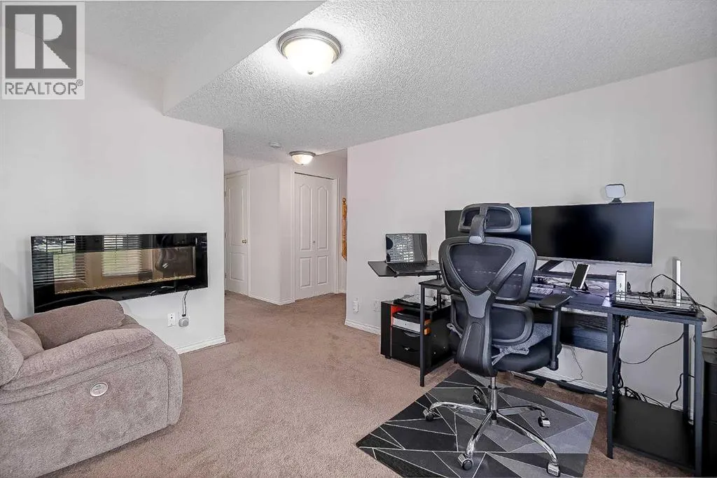 81 Sierra Morena Landing SW
