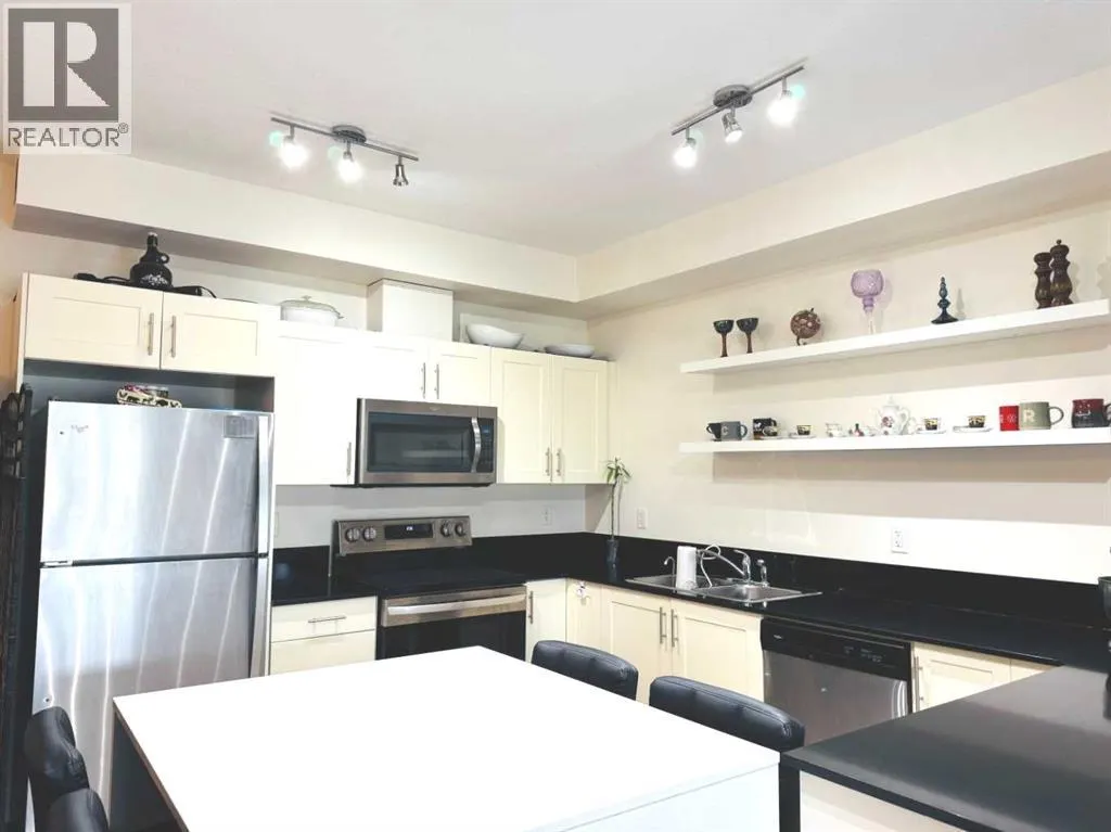 3313, 99 Copperstone Park SE