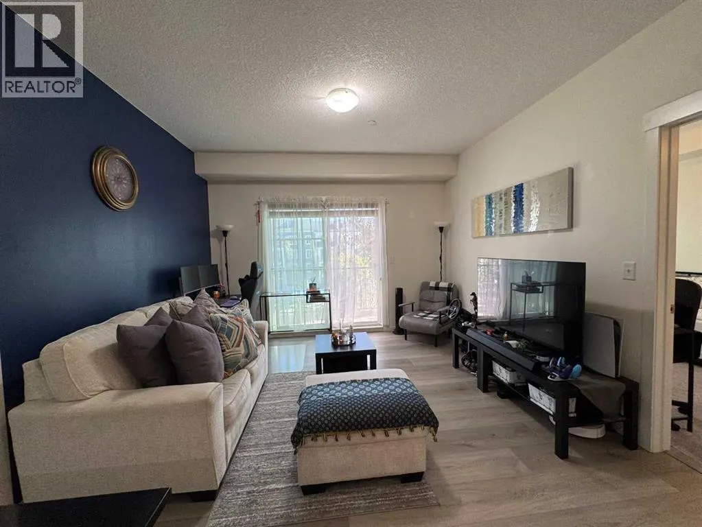 3313, 99 Copperstone Park SE