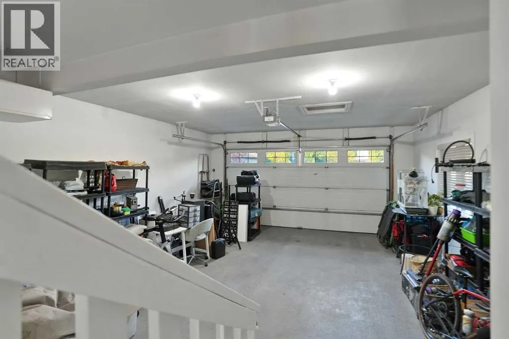 323 Aspen Glen Place SW