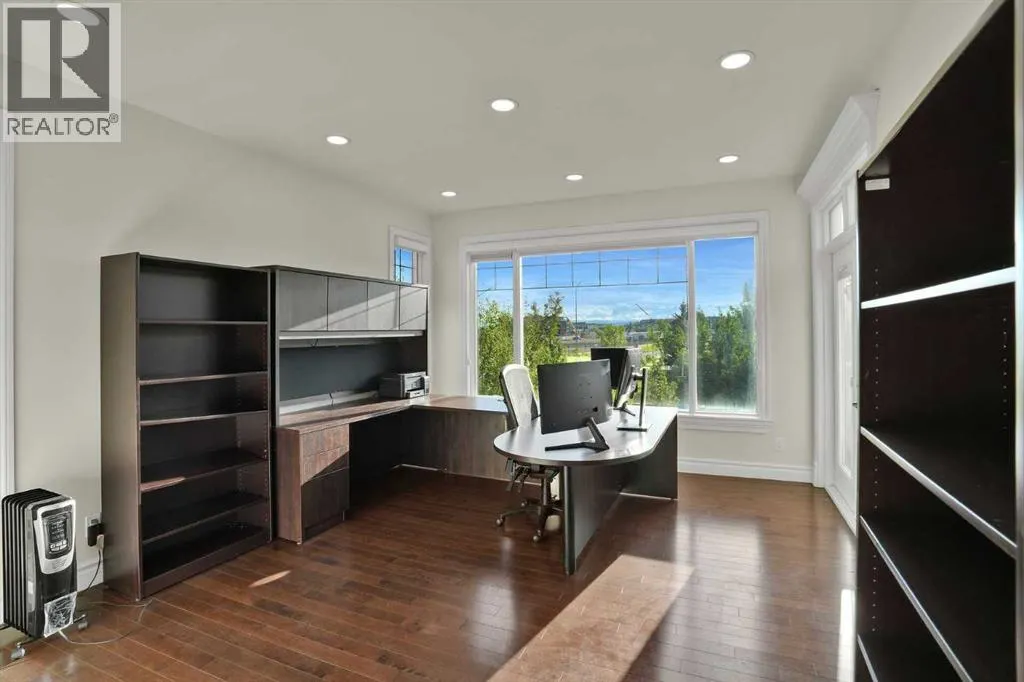 323 Aspen Glen Place SW