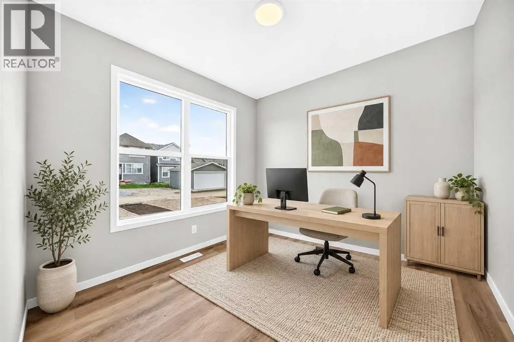 76 Mercado Road SE