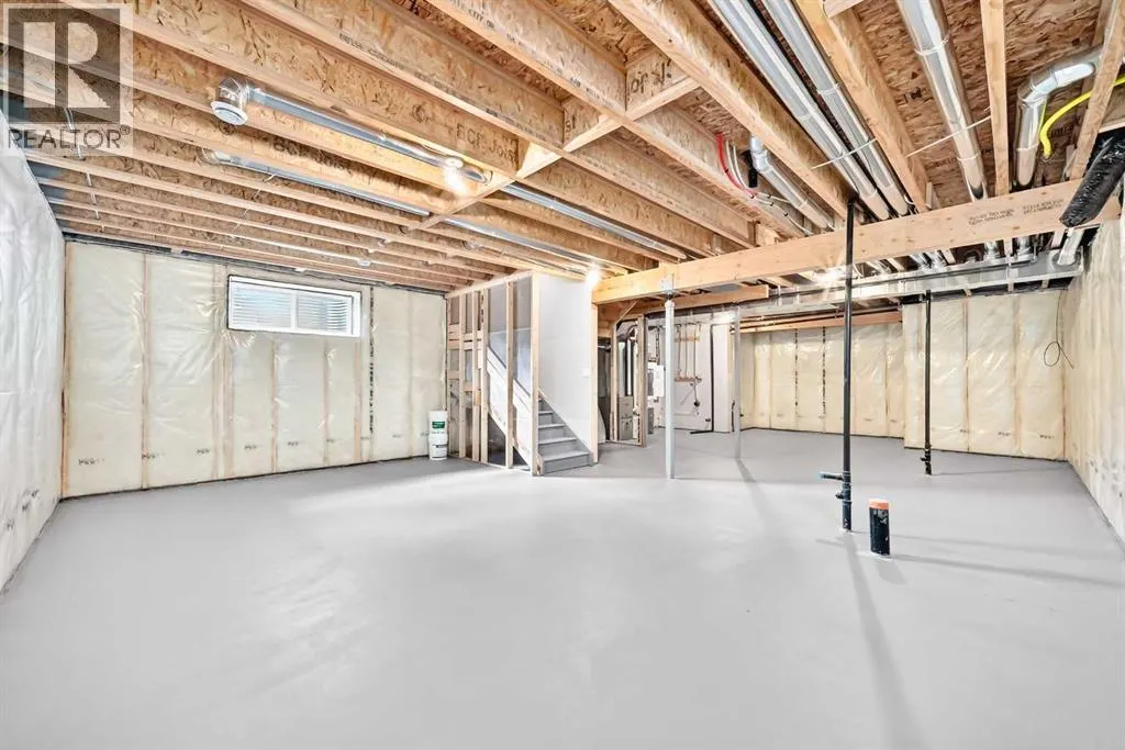 551 Mercado Avenue SE