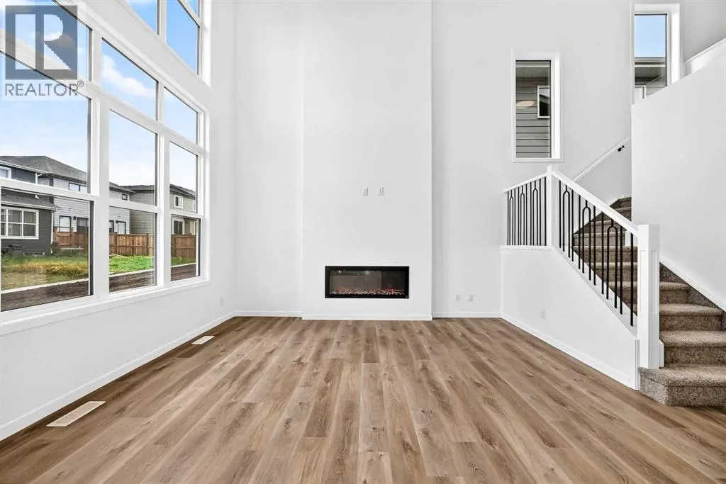551 Mercado Avenue SE