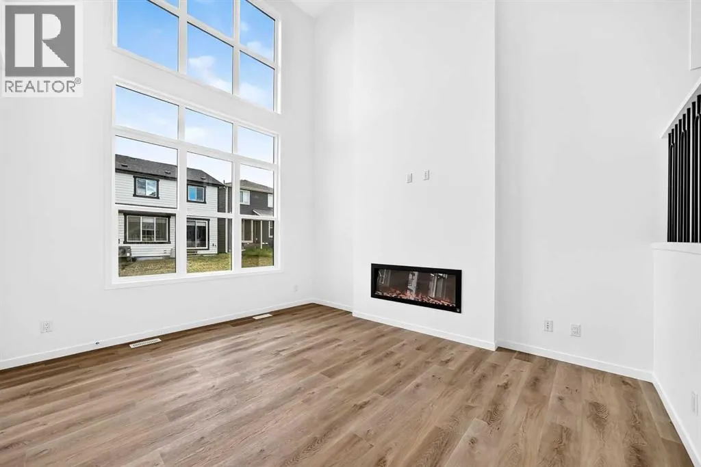 551 Mercado Avenue SE