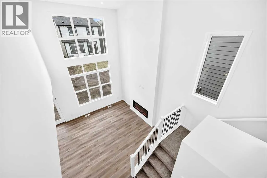 551 Mercado Avenue SE
