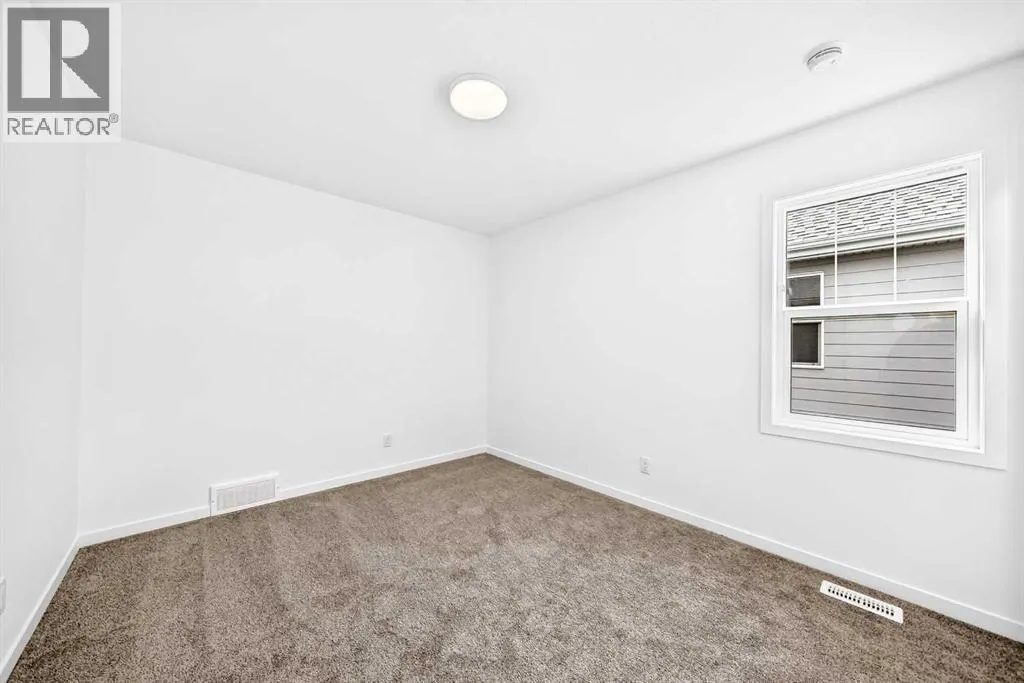 551 Mercado Avenue SE