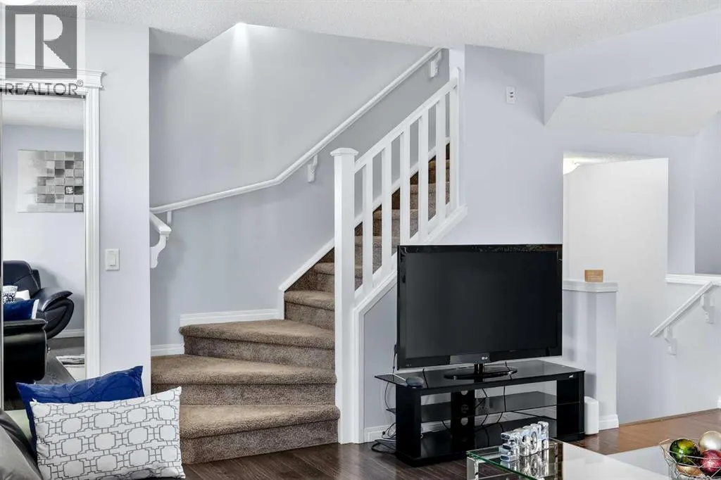 58 Auburn Crest Green SE