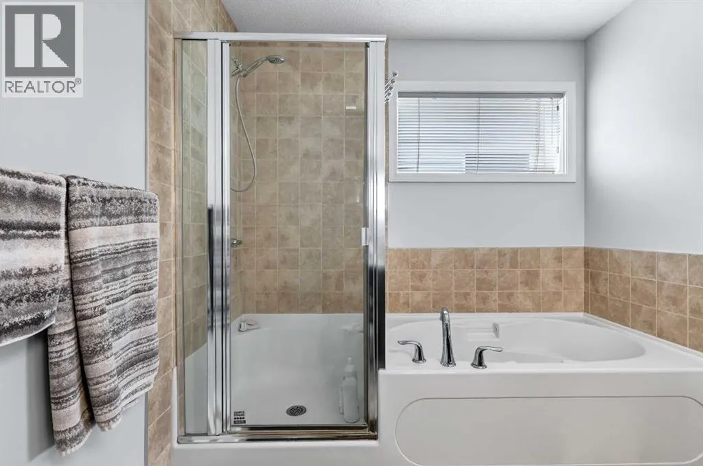 58 Auburn Crest Green SE