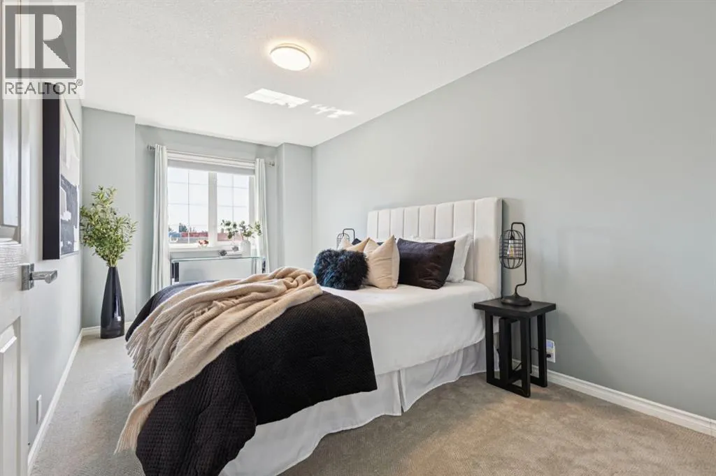 400 Sienna Park Drive SW