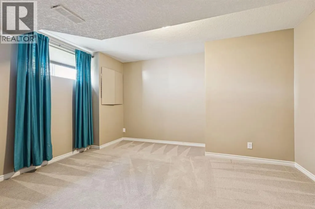 400 Sienna Park Drive SW