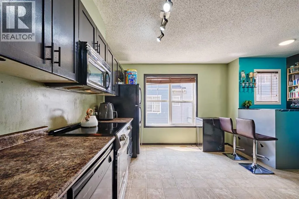 225 ELGIN Gardens SE