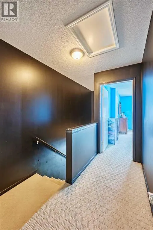 225 ELGIN Gardens SE
