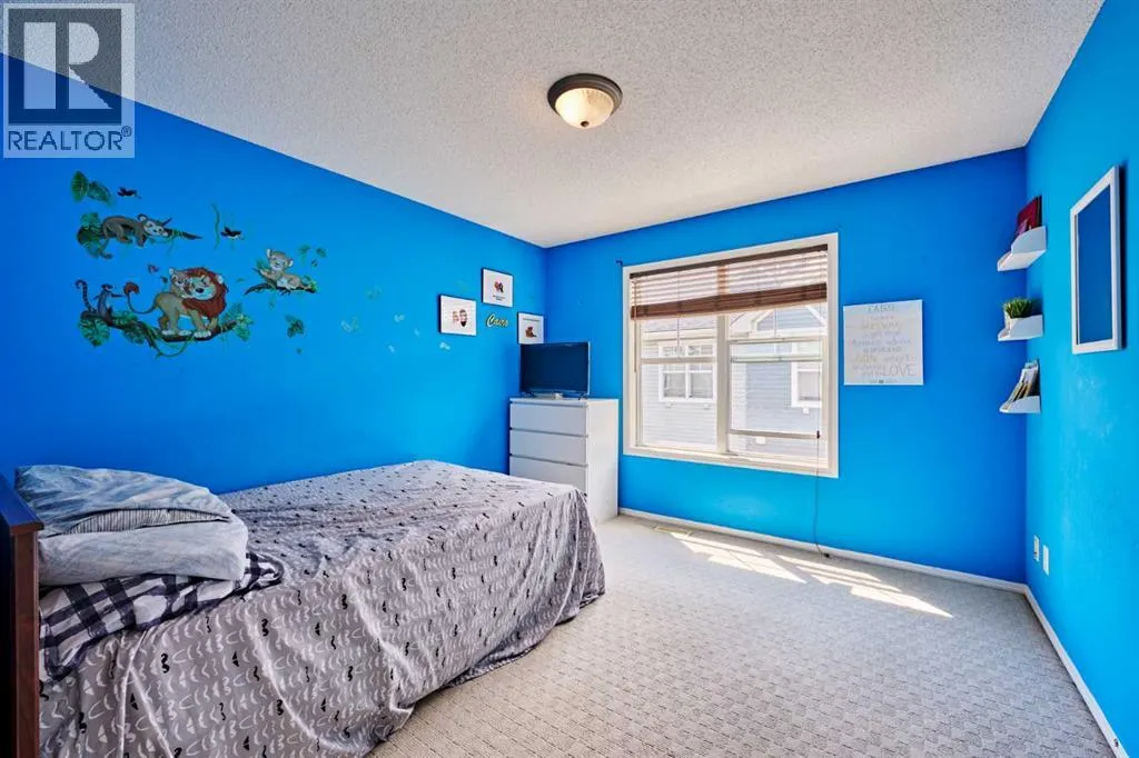 225 ELGIN Gardens SE