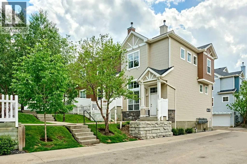 225 ELGIN Gardens SE