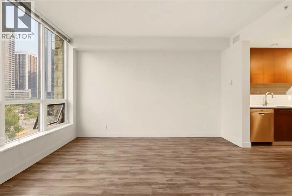 544, 222 Riverfront Avenue SW