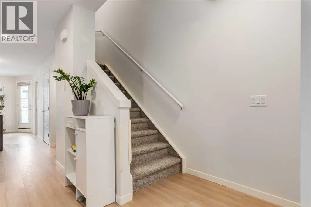 104, 474 Seton Circle SE