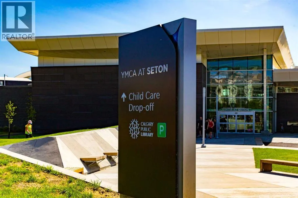 104, 474 Seton Circle SE