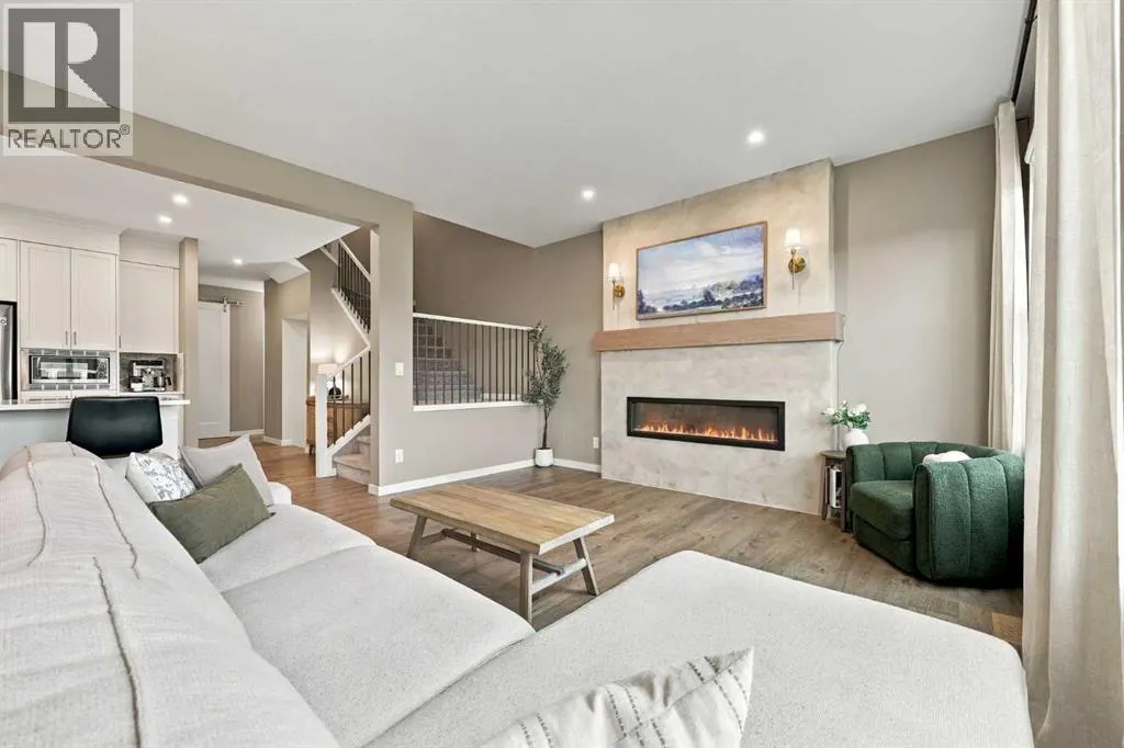 186 Cranbrook Park SE