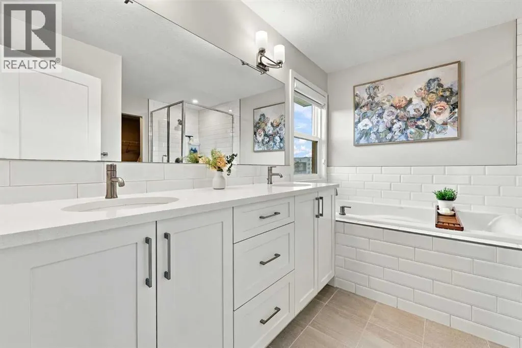 186 Cranbrook Park SE