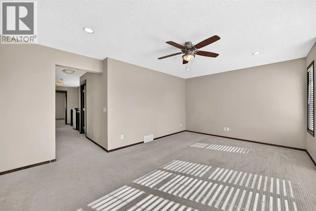 36 Auburn Bay Avenue SE