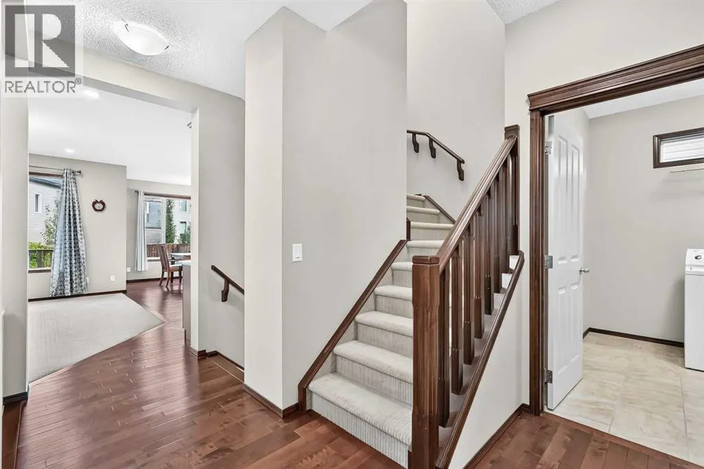 36 Auburn Bay Avenue SE