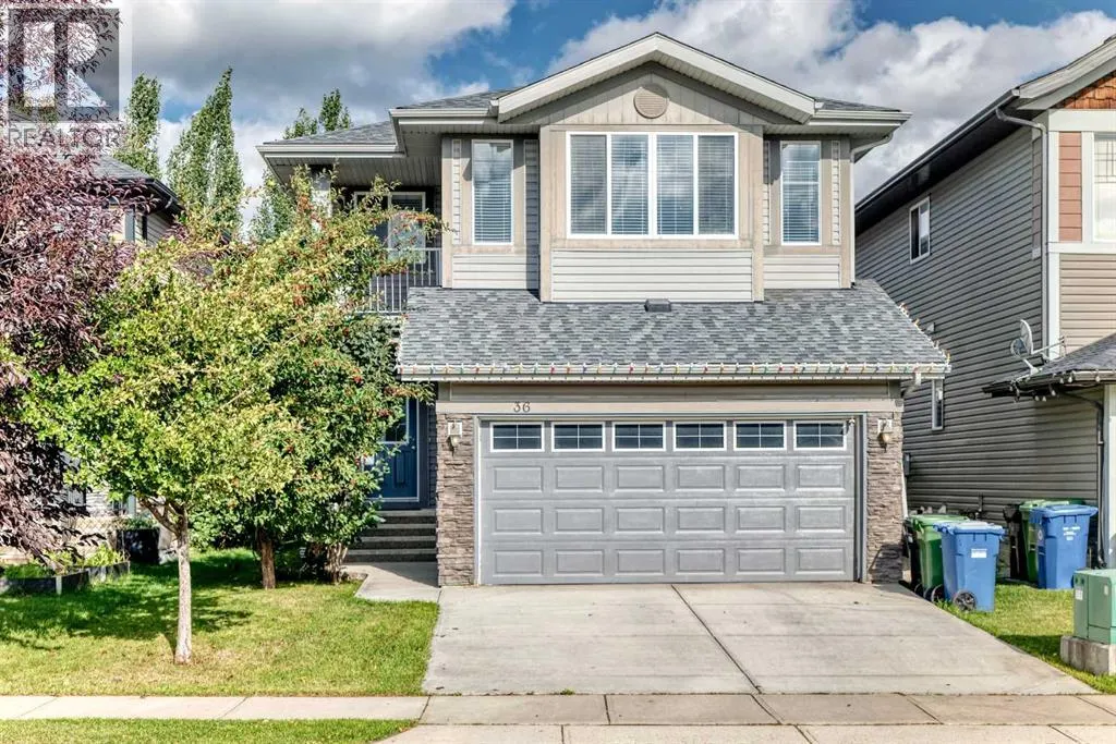 36 Auburn Bay Avenue SE