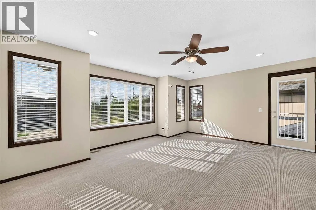 36 Auburn Bay Avenue SE