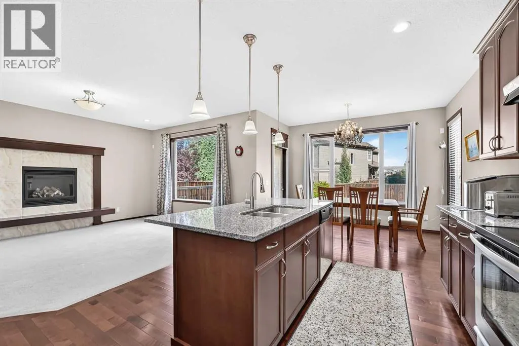 36 Auburn Bay Avenue SE