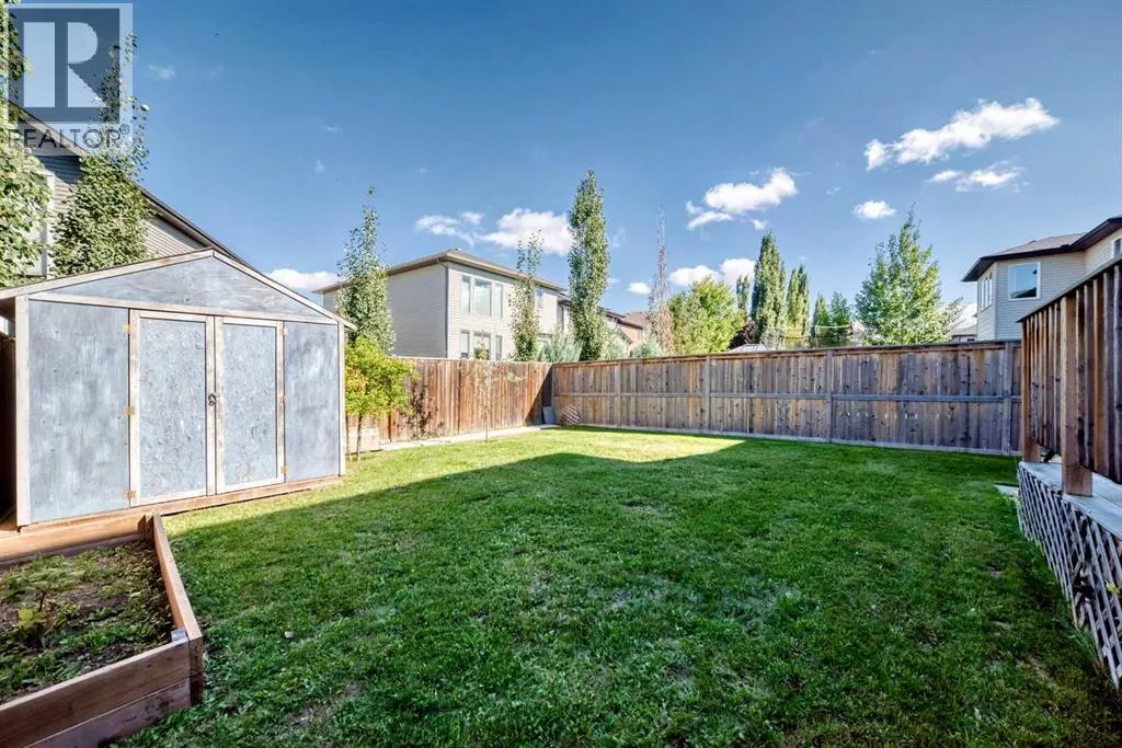 36 Auburn Bay Avenue SE