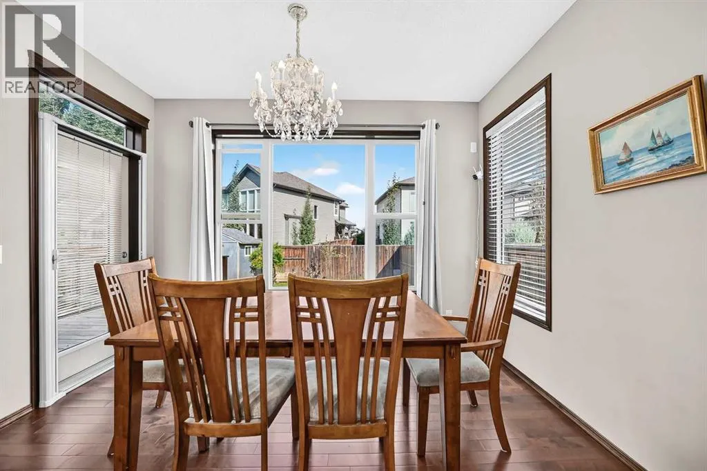 36 Auburn Bay Avenue SE