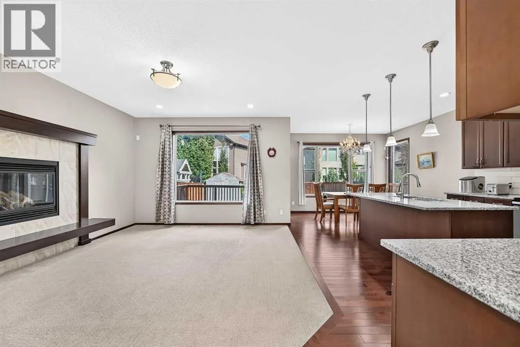36 Auburn Bay Avenue SE