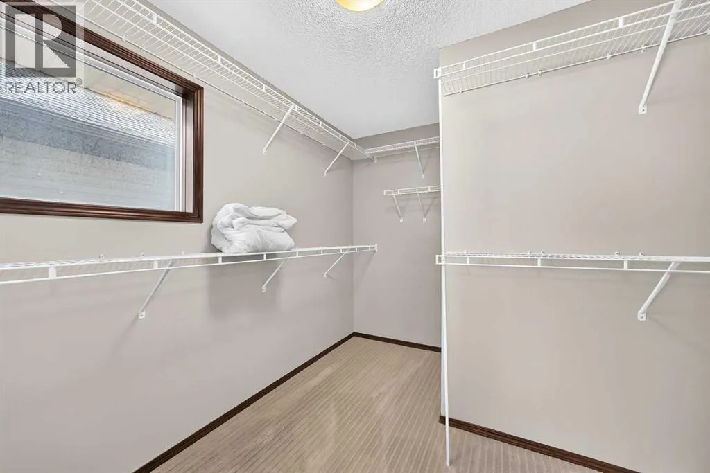 36 Auburn Bay Avenue SE