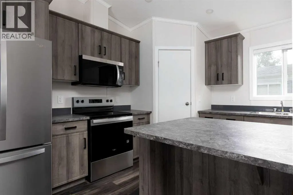 252 Gregoire Crescent