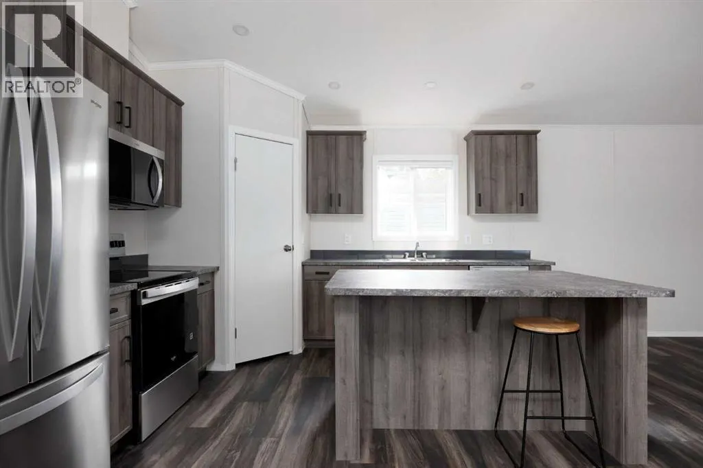 252 Gregoire Crescent