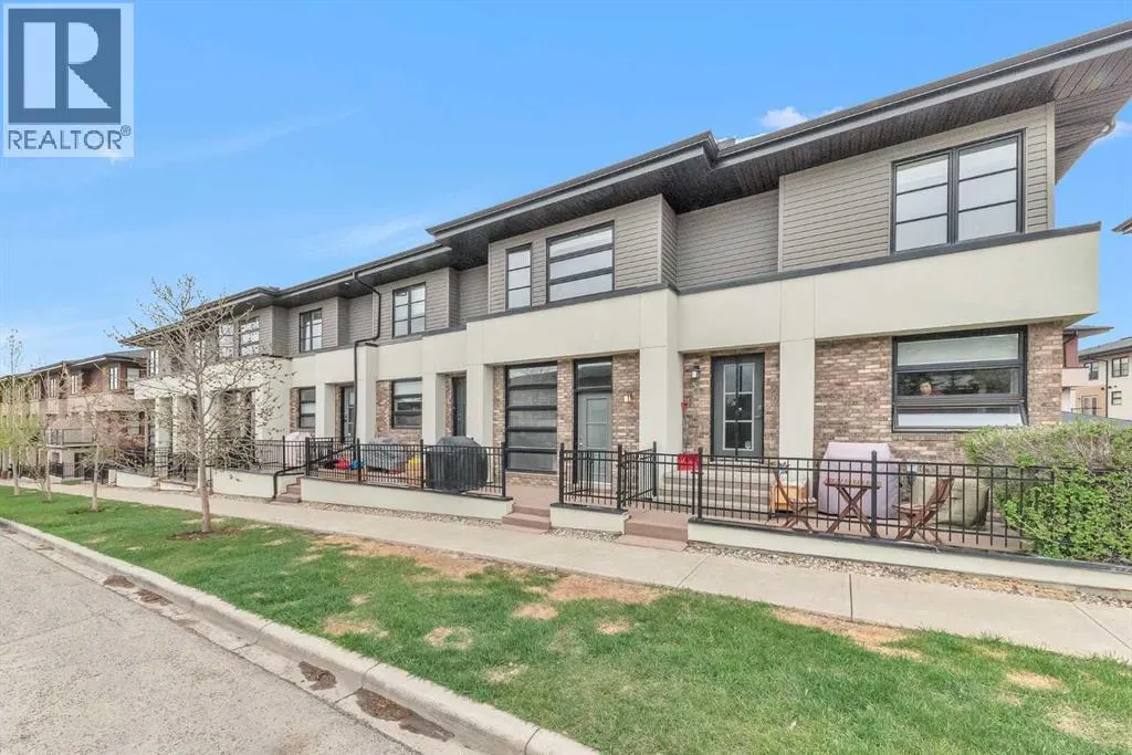55 Aspen Hills Green SW