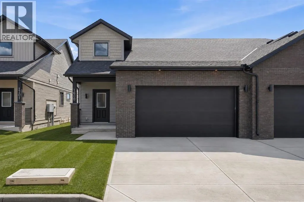 1600, 15 Coopersfield Link SW