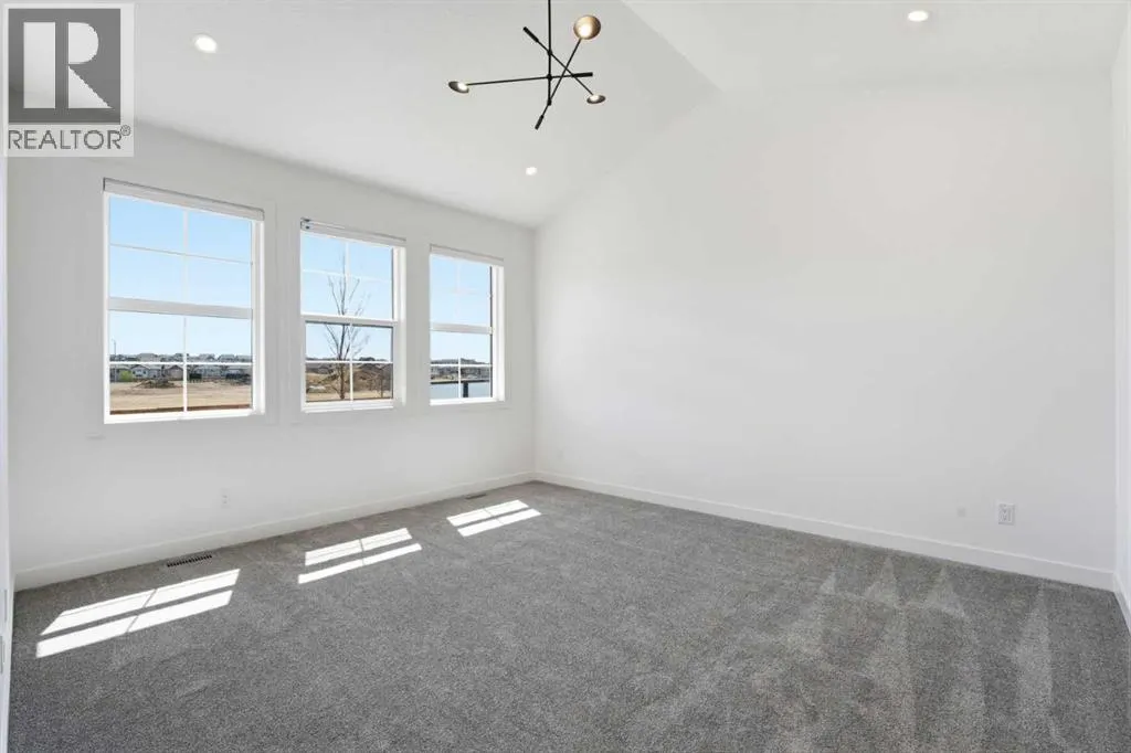 1600, 15 Coopersfield Link SW